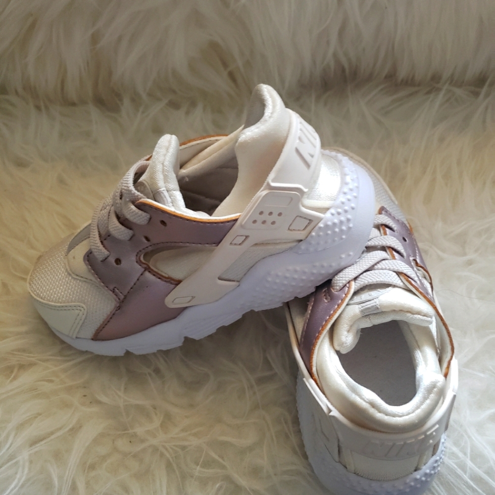 Nike shoes girls - Picture 1 of 5